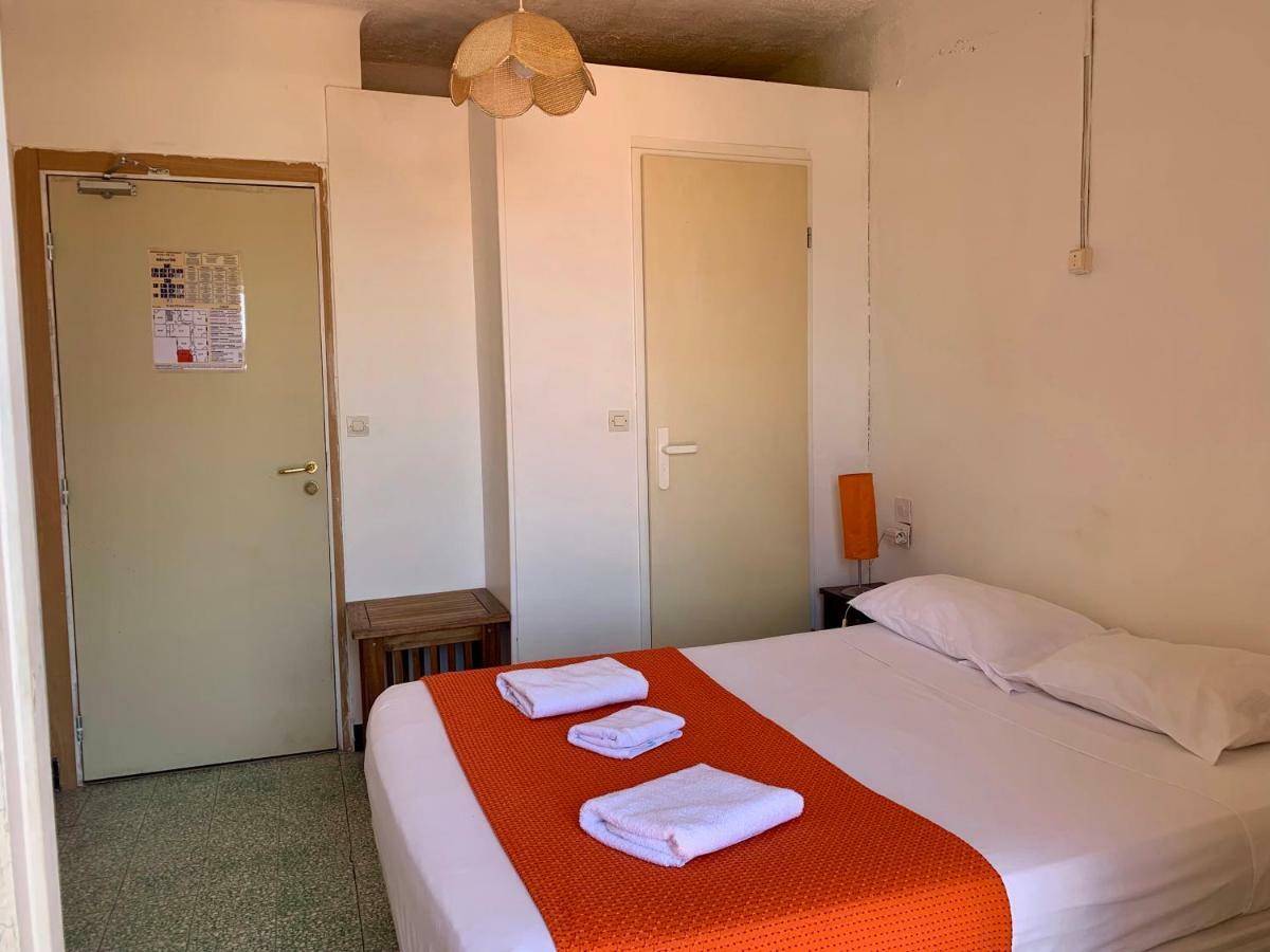 Hotel Le Centre Le Boulou Buitenkant foto